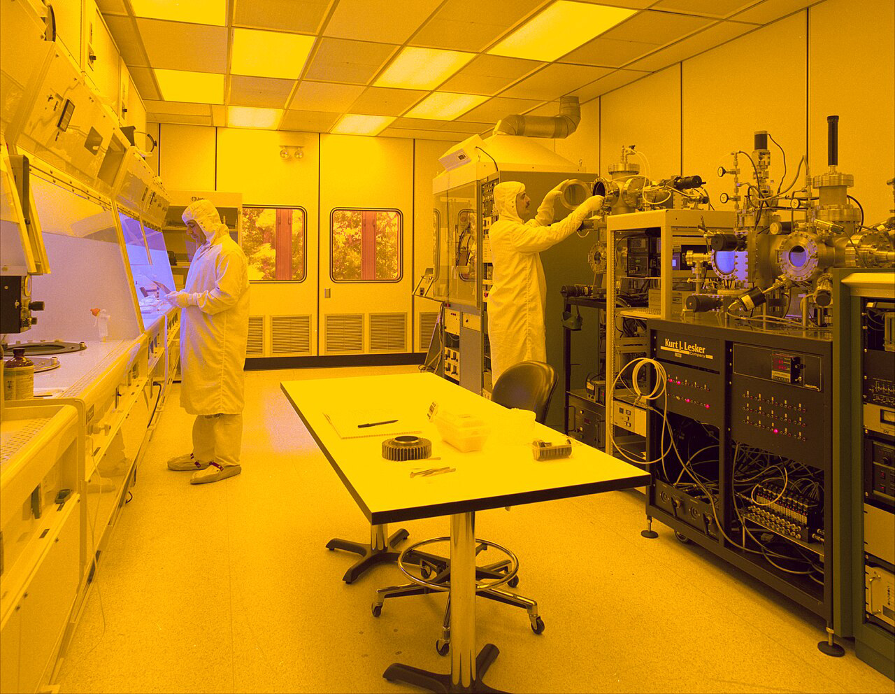 Emerging Industries Drive Growing Demand for High-End Chemical Materials